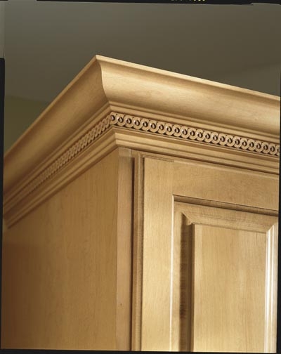 Classic Crown with Swirl Insert  | Kraftmaid Cabinet Distributor Will County